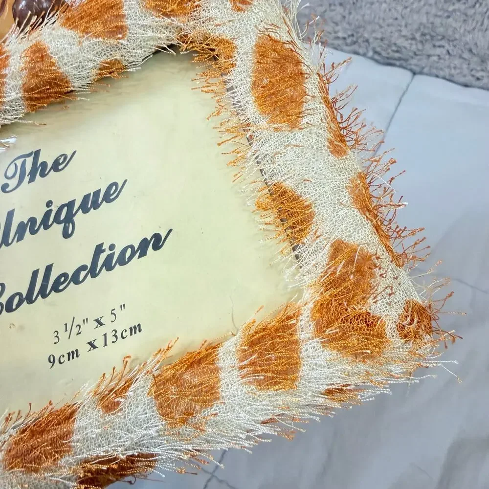 NEW Fuzzy Giraffe Picture Photo Frame 3.5